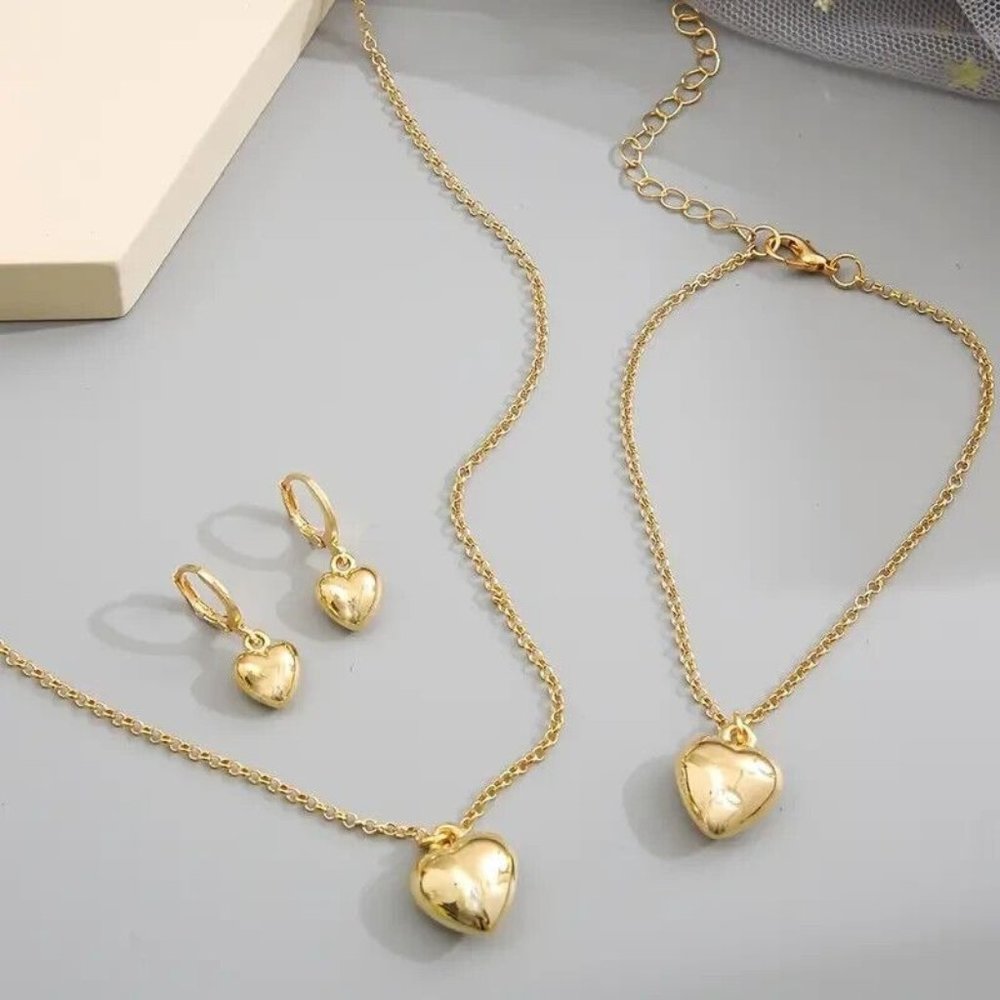 Love Heart Jewelry Set With Simple Heart Shaped Pendant Necklace & Bracelet & Hu